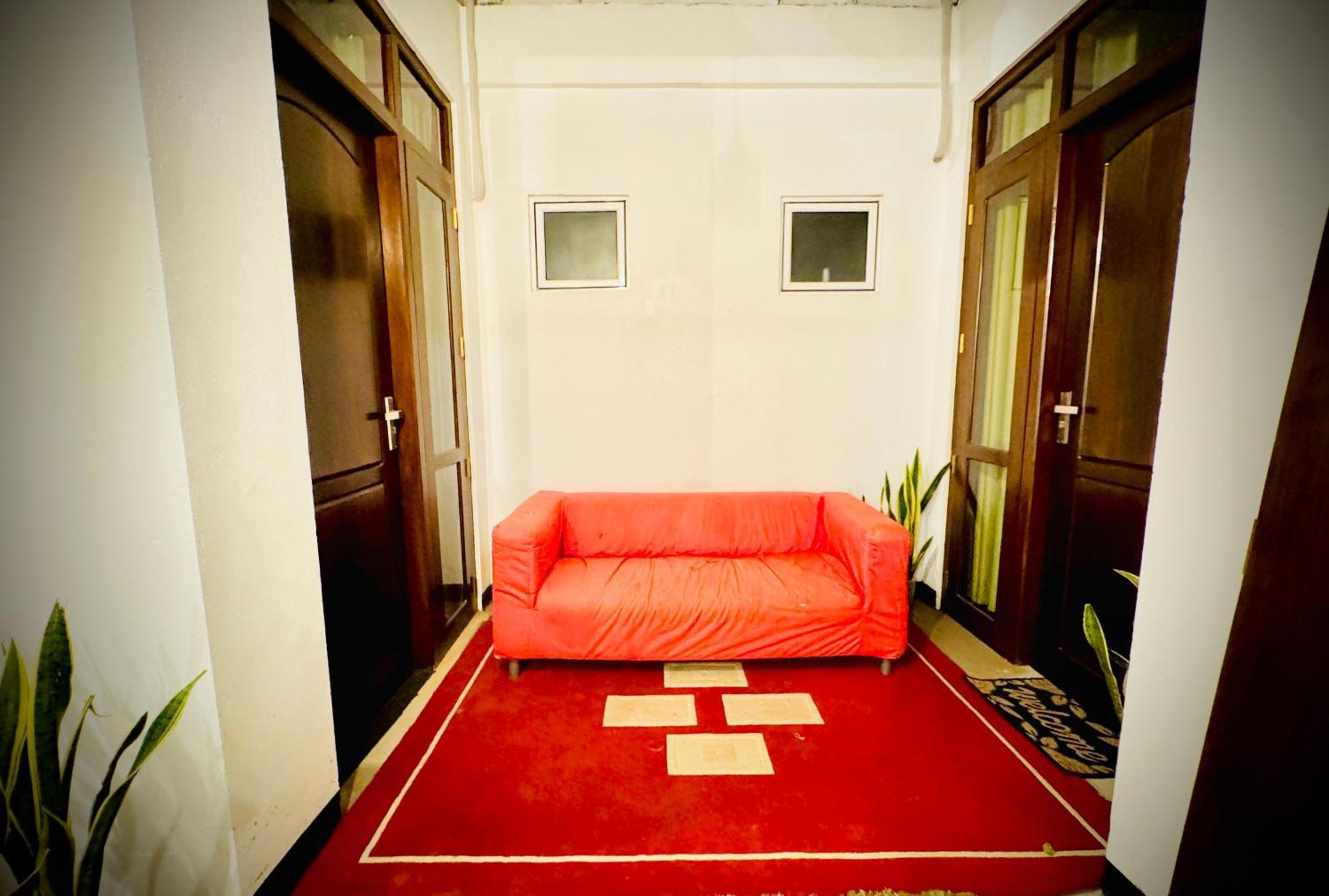Sea Breeze Guest House Negombo Esterno foto
